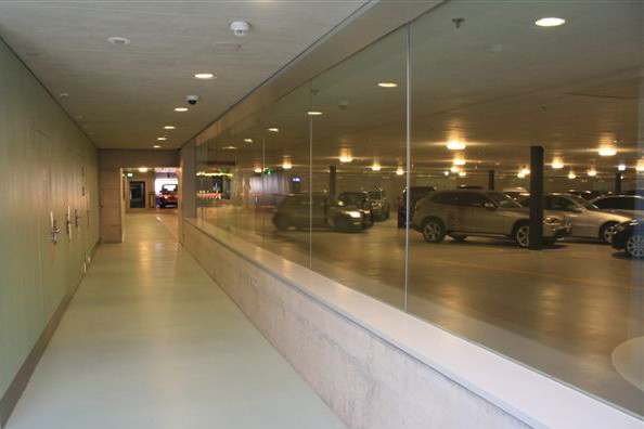ADAC testet 60 Parkhäuser