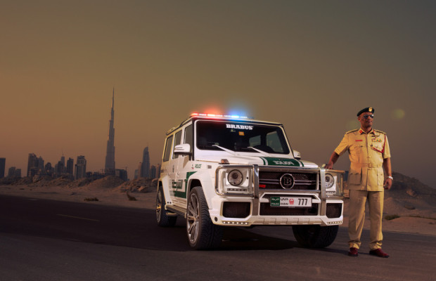 Dubai 2013: Ein Streifenwagen für die Wüsten