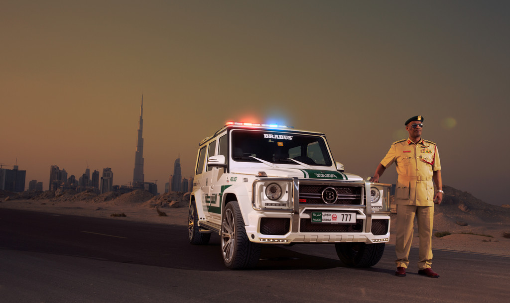 Dubai 2013: Ein Streifenwagen für die Wüsten