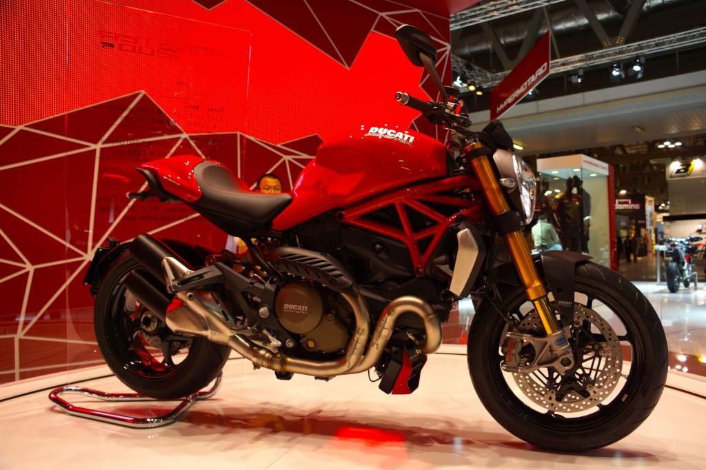 Ducati Monster 1200