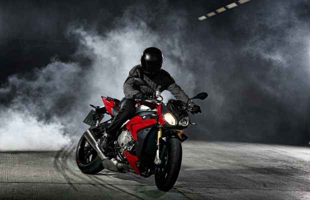 Eicma 2013: Aus BMWs Superbike wird ein Roadster
