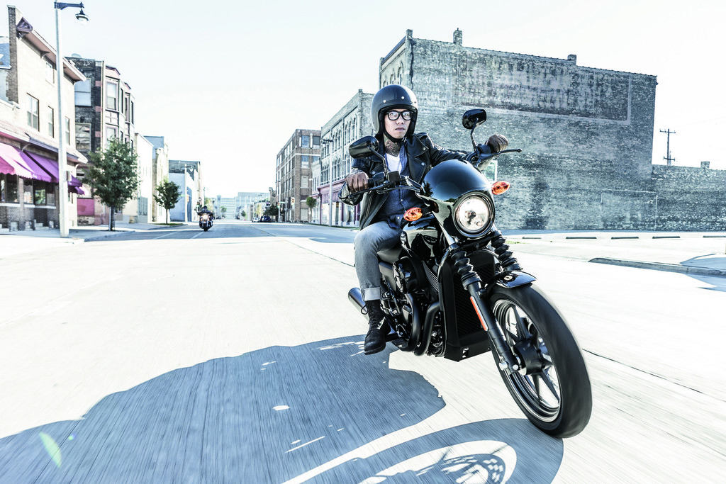 Eicma 2013: Downsizing bei Harley-Davidson