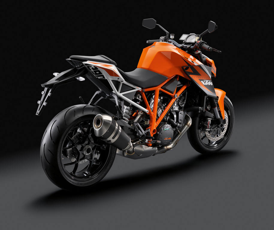 Eicma 2013: KTM setzt bei den Dukes noch eine drauf