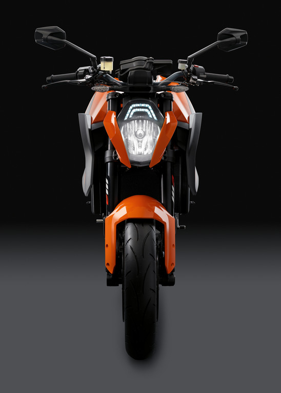 Eicma 2013: KTM setzt bei den Dukes noch eine drauf