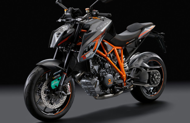 Eicma 2013: KTM setzt bei den Dukes noch eine drauf