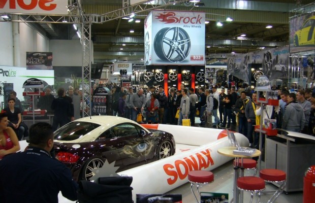 Essen 2013: Mehr Glanz mit der Carwash-Show