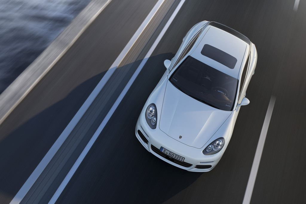 Fahrbericht Porsche Panamera E-Hybrid: Klasse mit Stecker