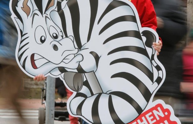 Fahrradfahrer größte Zebrastreifen-Muffel