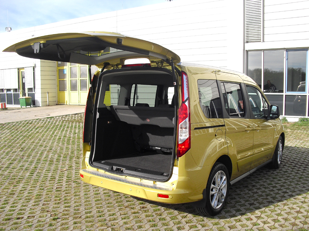 Ford Tourneo Connect: Das Gepäckabteil beim Fünfsitzer fasst 1029 bis 2410 Liter. 