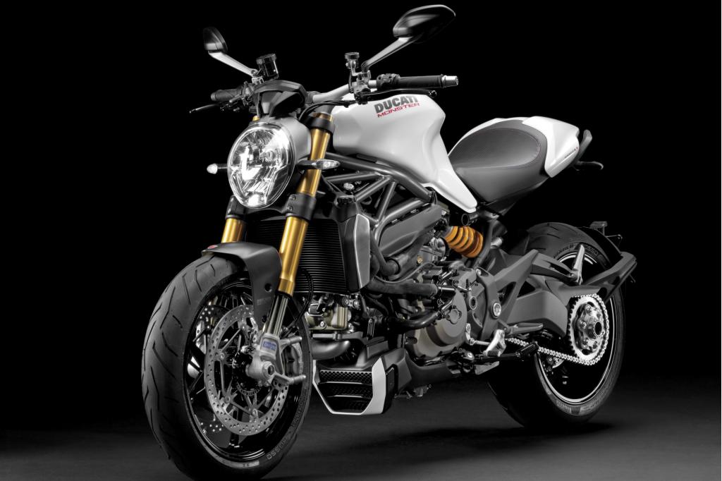 In die Monster 1200S wird eine  verschärfte Triebwerksversion mit 107 kW/145 PS eingebaut