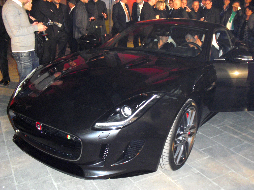Jaguar F-Type Coupé, hier als R-Spitzenmodell. 