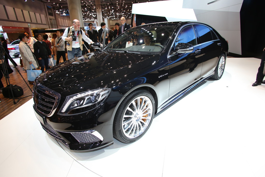 L.A. und Tokyo 2013: AMG schickt die S-Klasse in 4,3 Sekunden auf 100