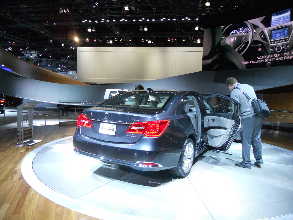 Los Angeles 2013: Acura geht technisch ein Stück weiter
