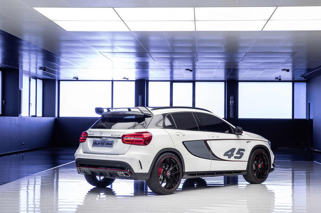 Los Angeles 2013: Concept GLA 45 AMG als Vorgeschmack