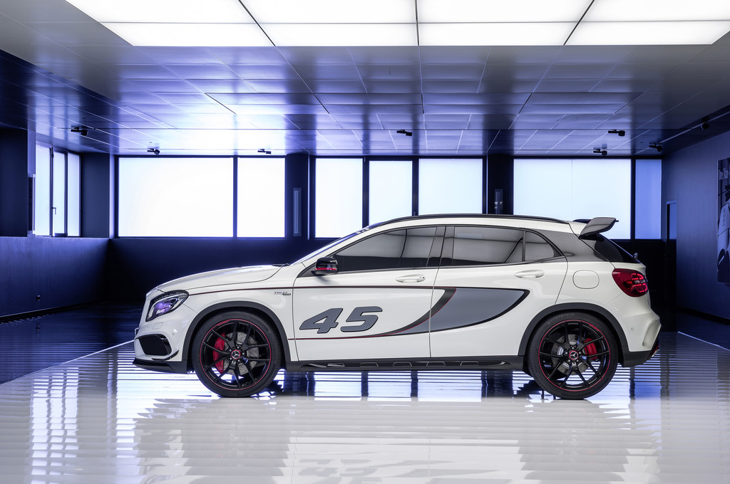 Los Angeles 2013: Concept GLA 45 AMG als Vorgeschmack