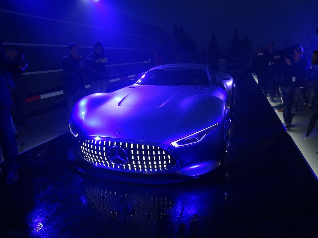 Los Angeles 2013: Mercedes-Benz bringt seine AMG-Vision ins Spiel