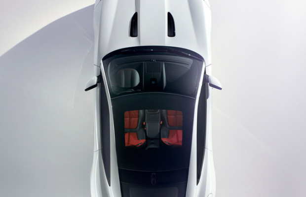 Los Angeles und Tokyo 2013: Der F-Type bekommt ein Dach