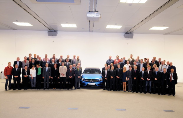 Mercedes-Benz ehrt Jubilare