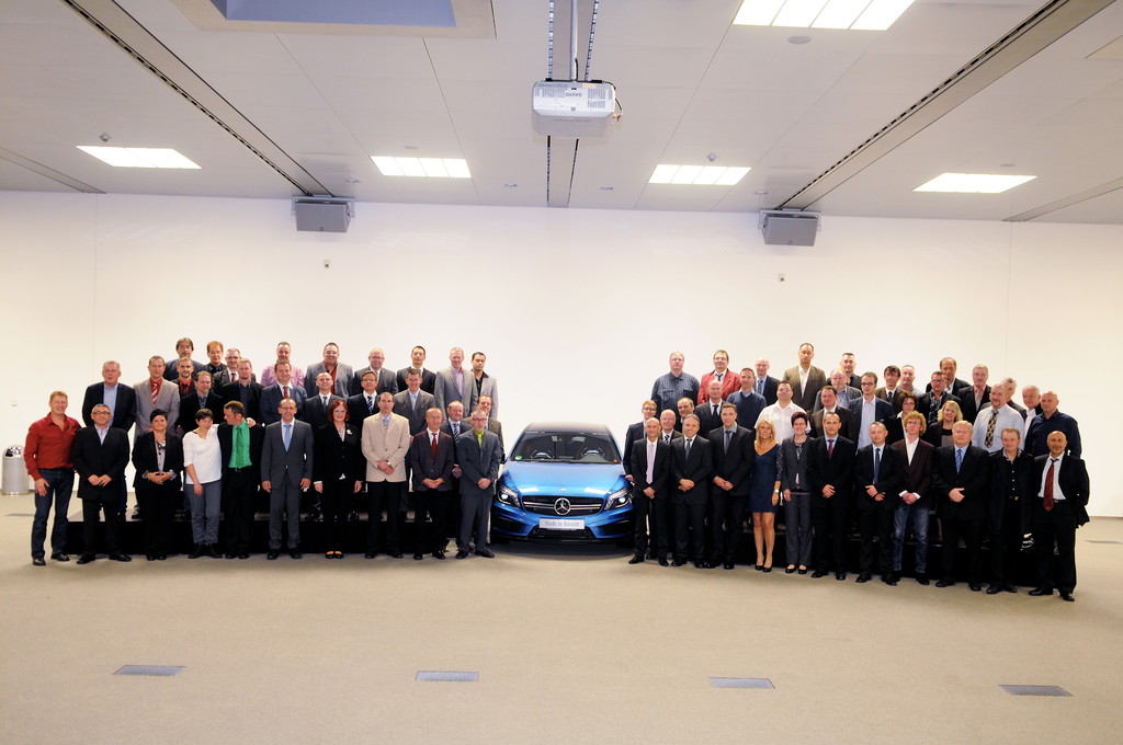 Mercedes-Benz ehrt Jubilare