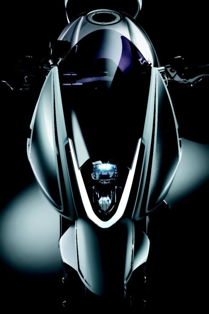 Motorrad-Studie mit Turbo von Suzuki