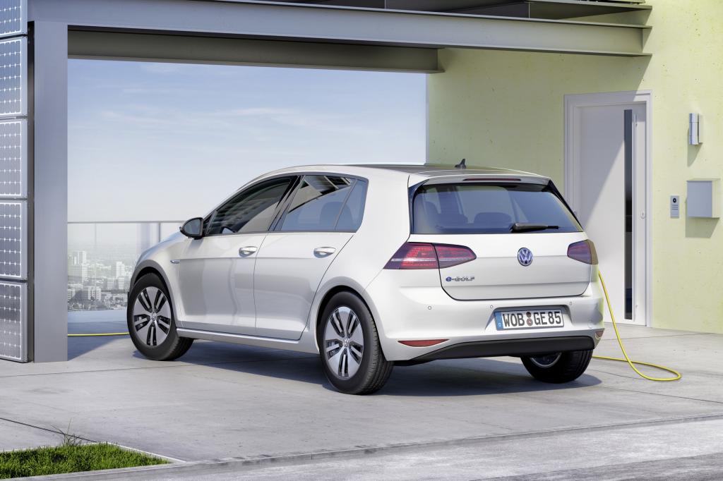 Nach einer ersten kleinen Testrunde lässt sich dem Stromer ein agiles Naturell bescheinigen, kein Wunder bei 85 kW/115 PS Leistung und vor allem 270 Nm Drehmoment
