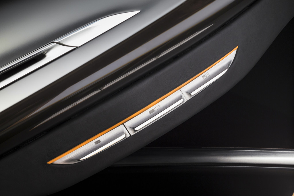 Opel Monza Concept macht das Armaturenbrett zum Event