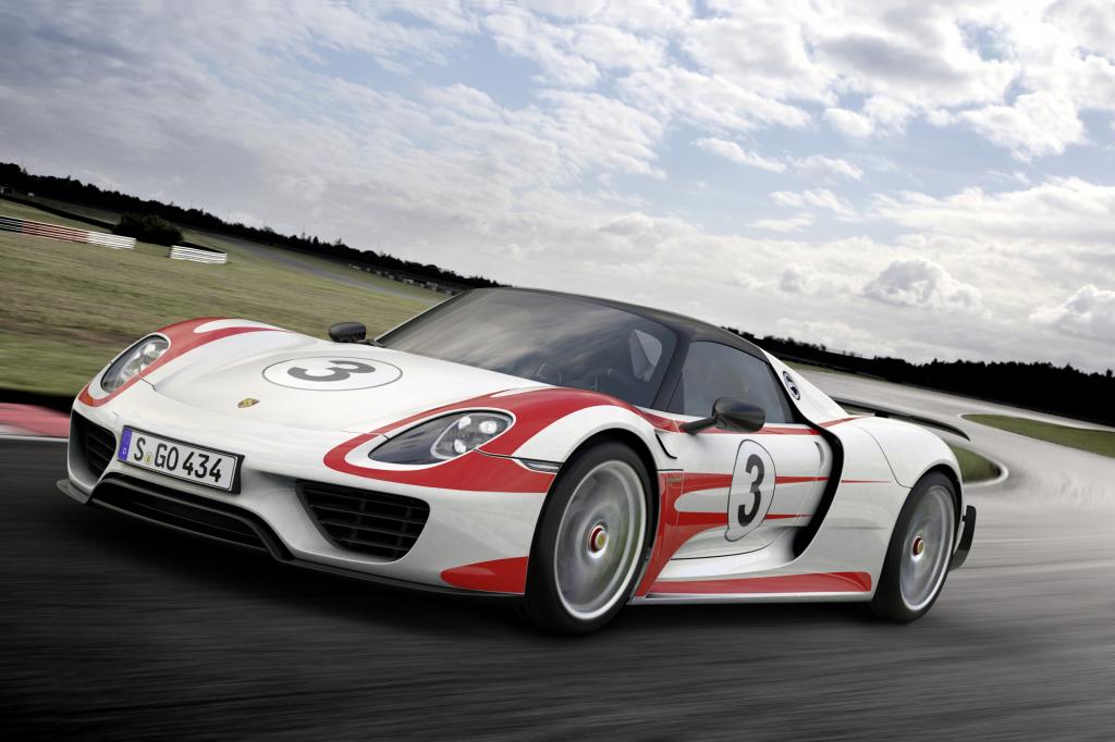 Porsche 918 Spyder - Stechen der Hybrid-Boliden