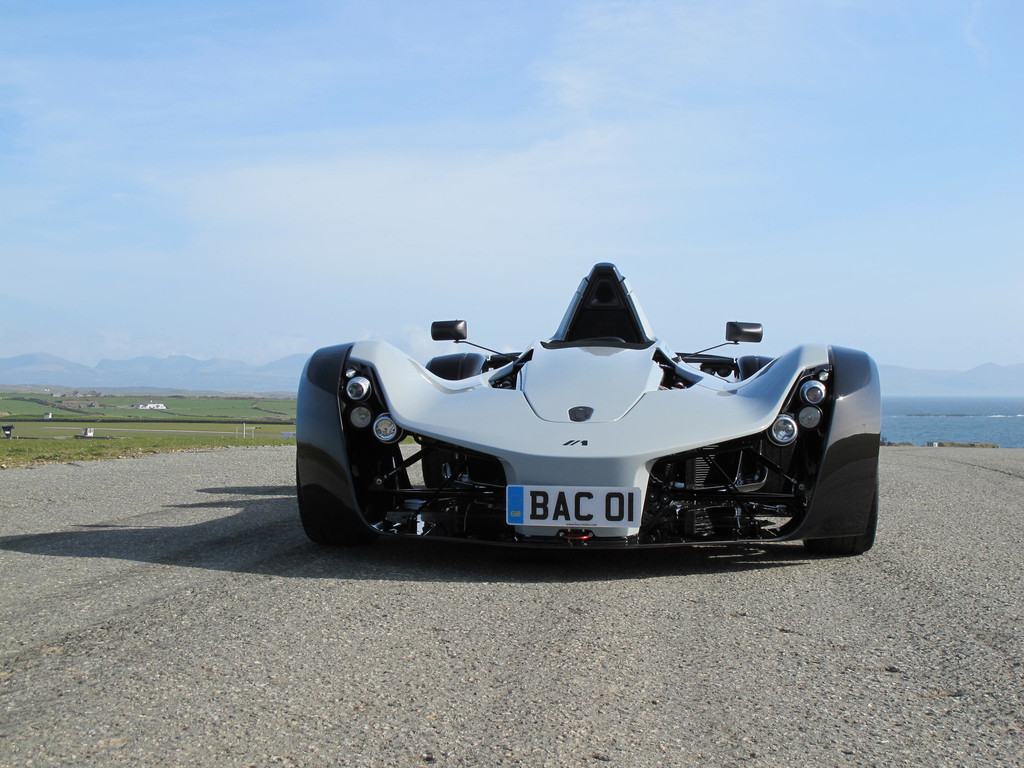 Pressepräsentation BAC Mono: Renn-Einbaum