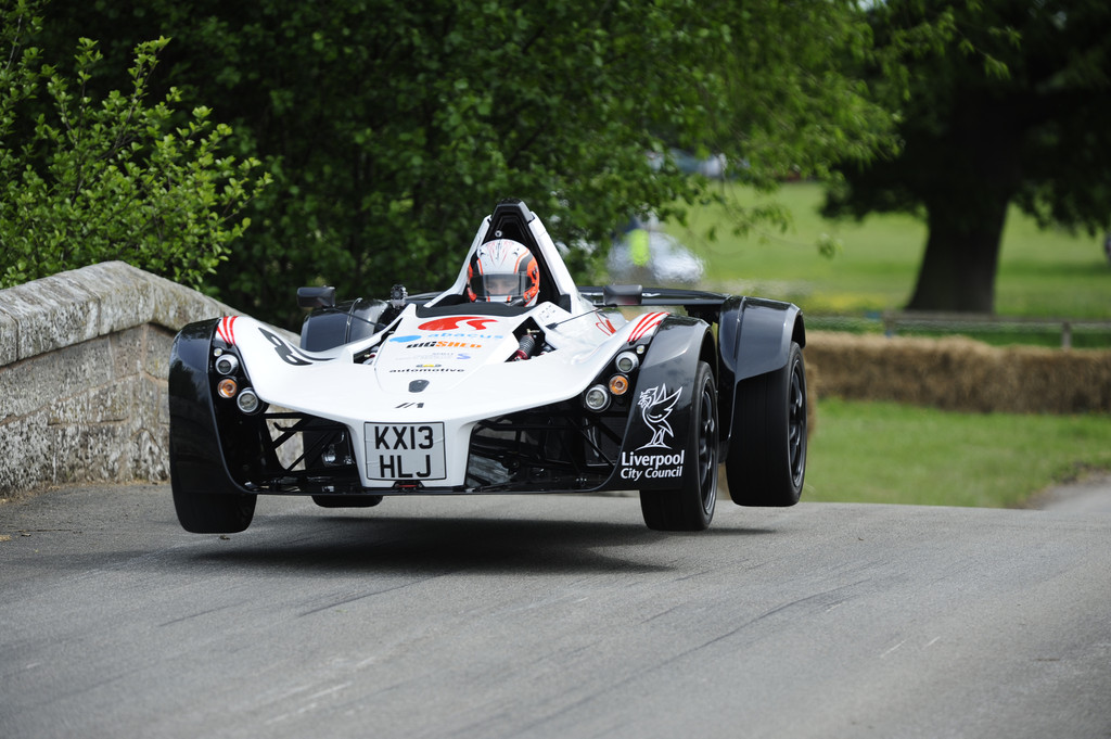 Pressepräsentation BAC Mono: Renn-Einbaum
