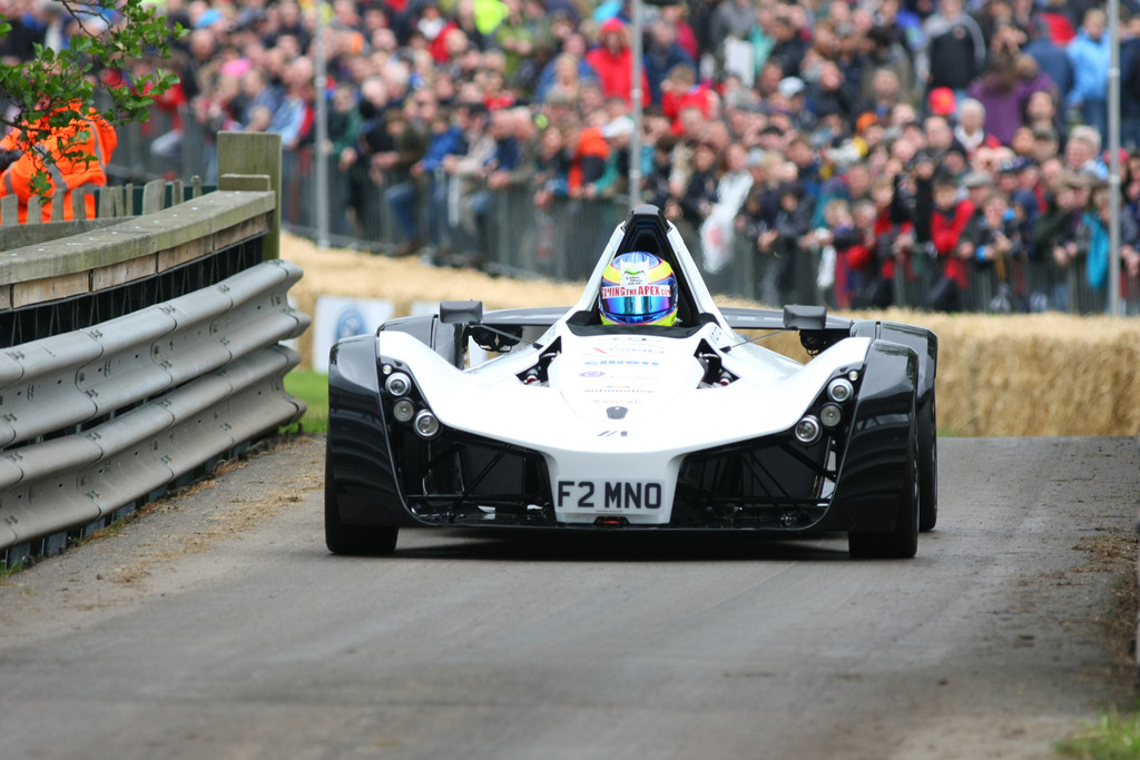 Pressepräsentation BAC Mono: Renn-Einbaum