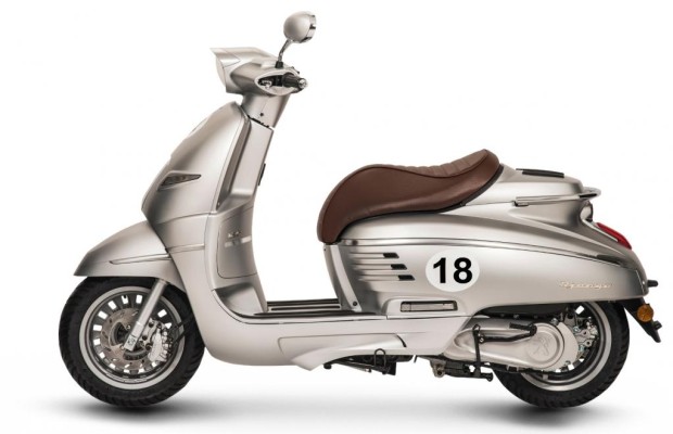 Retro-Roller Peugeot Django: kleiner Asphaltcowboy