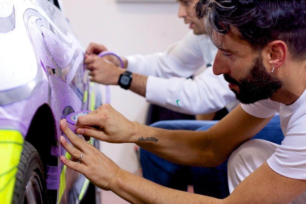 Rossi und Drudi spenden ihr Adam-Design