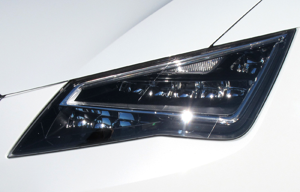 Seat León ST: Moderne Leuchteinheit vorn. 