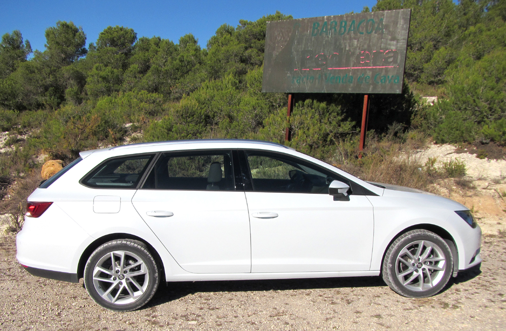 Seat León ST: So sieht der Kompaktkombi von der Seite aus. 
