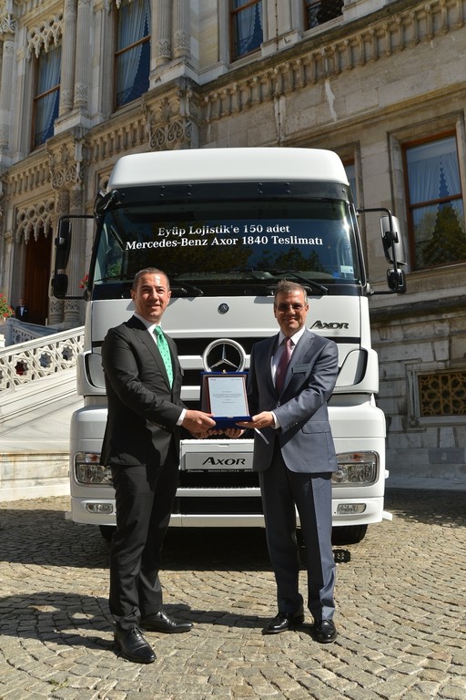 Türkische Spedition kauft 150 Axor