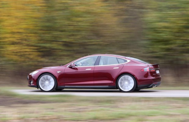 Tesla gibt beim Laden mehr Speed