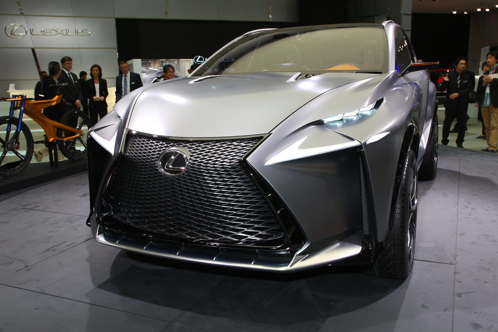 Tokyo 2013: Lexus stellt seinen ersten Turbomotor vor