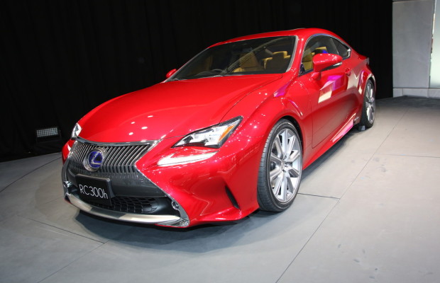 Tokyo 2013: Lexus zeigt Sportcoupé auf IS-Basis