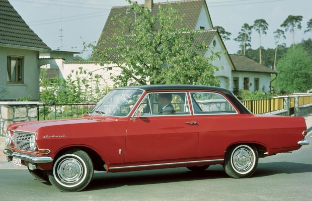 Tradition: 50 Jahre Opel Rekord A/B - Schrumpf-Straßenkreuzer für die bürgerliche Mitte