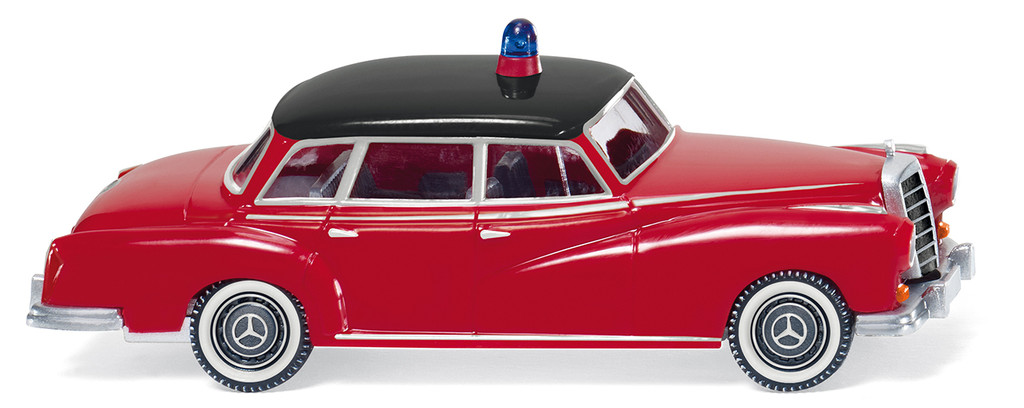 Wiking bringt BMW 2002 und den R 4