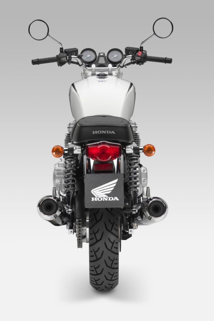 Zwei neue Straßen-Motorräder von Honda