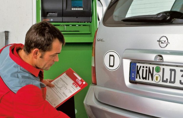 ADAC gegen Abgasuntersuchung per Endrohrmessung