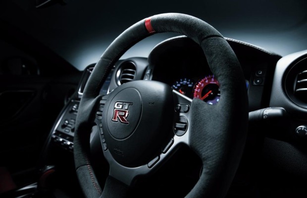 Alcantara veredelt die Top-Autos