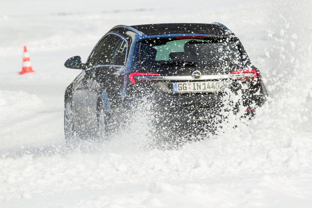 Allradantrieb bei Opel: Freiheitsgrade auf Schnee und Eis