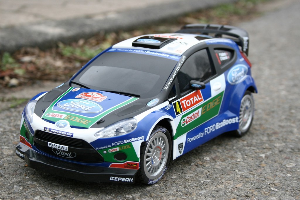 Ausprobiert: Ford Fiesta RS WRC von Carrera RC