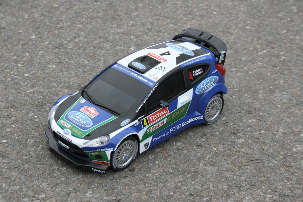Ausprobiert: Ford Fiesta RS WRC von Carrera RC