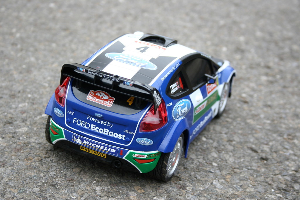 Ausprobiert: Ford Fiesta RS WRC von Carrera RC
