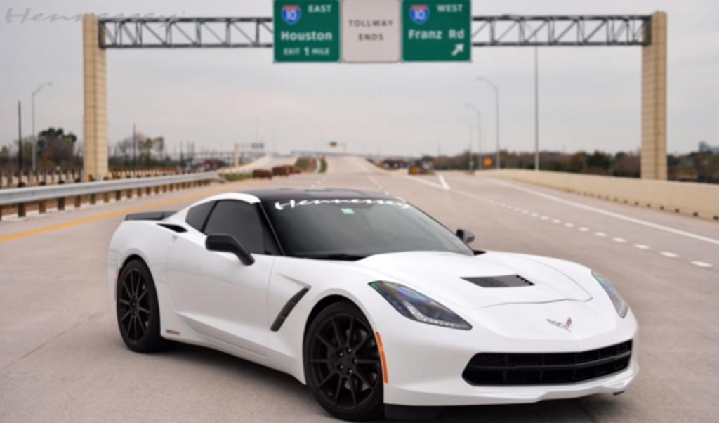 Corvette Stingray: Mit 200 mph über texanische Mautstraße - Bild: Youtube