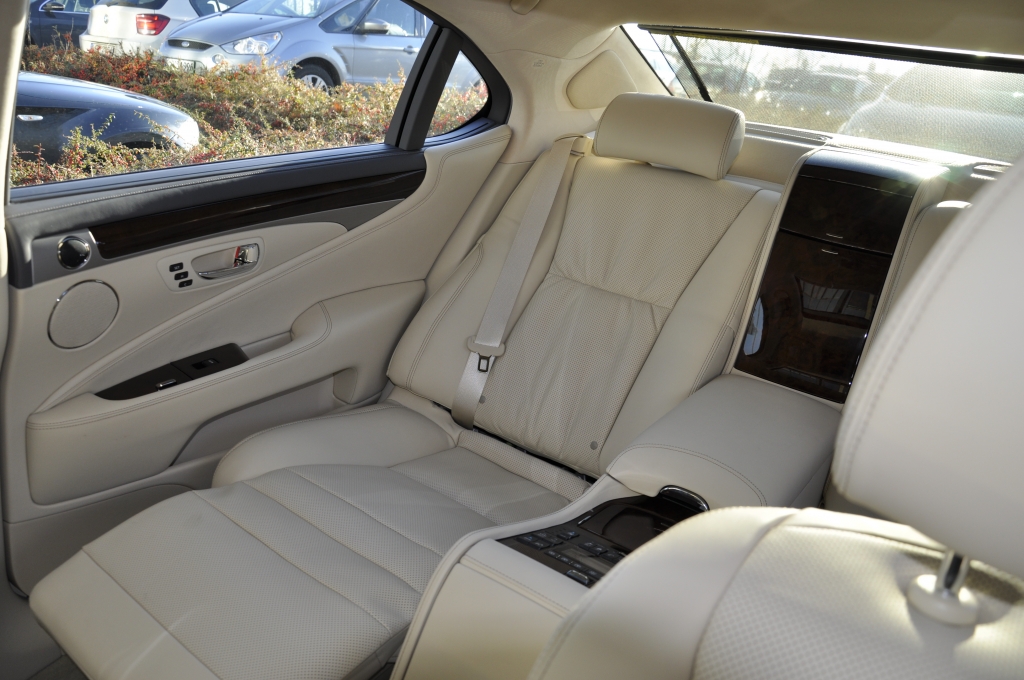 Das Innenleben des Lexus LS 600h