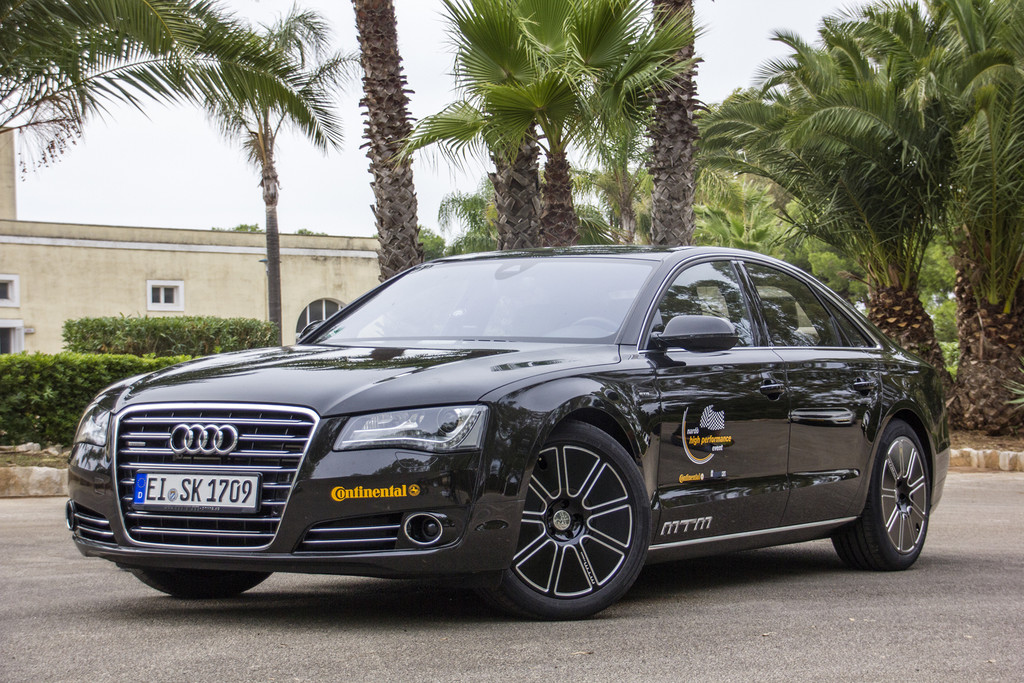 Der Audi A8 4.2 TDI mit 410 PS von MTM erreichte in Nardo 300 km/h.